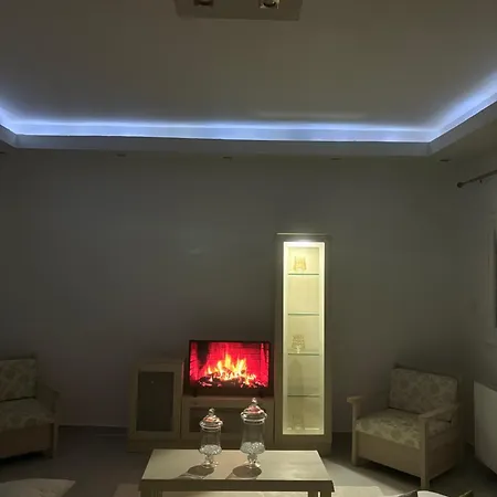 בית נופש Karydi House