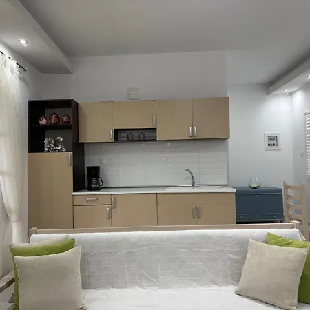 Karydi House בית נופש